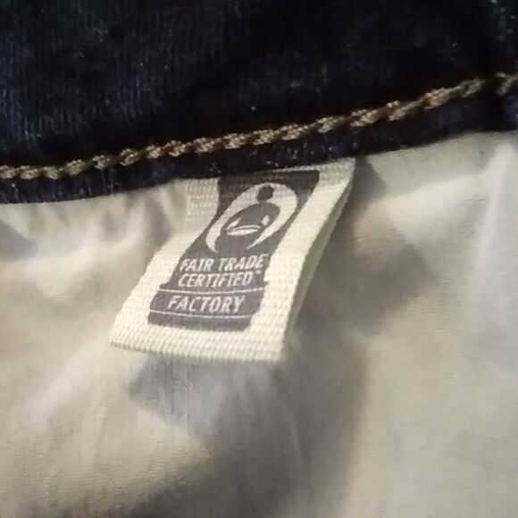 Universal Thread Women's Stretch Jeans Size 6/28S - Picture 7 of 13